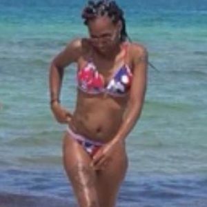 Meet your Posher, Evita